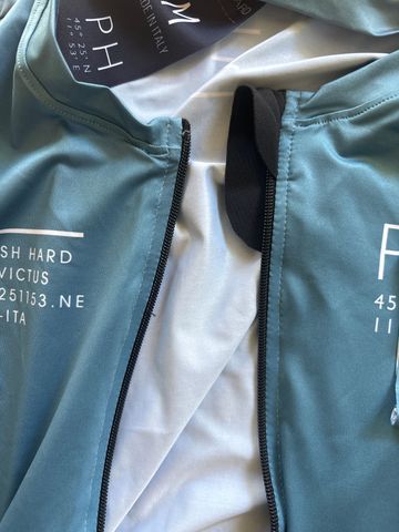 push hard T-shirt 2026 bike d'occasion — image 3 sur 4