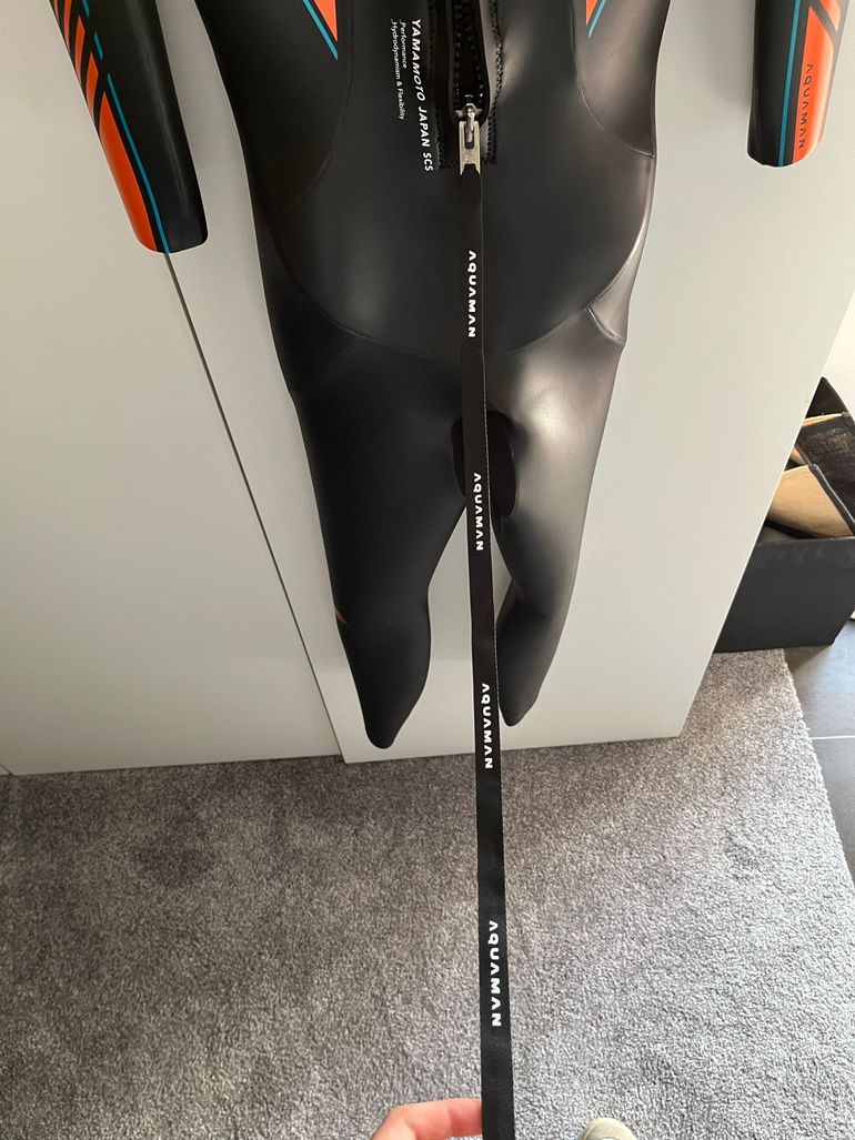 Used aquaman wild S 2025 bike — image 4 of 9