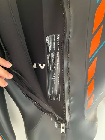Used aquaman wild S 2025 bike — image 5 of 9