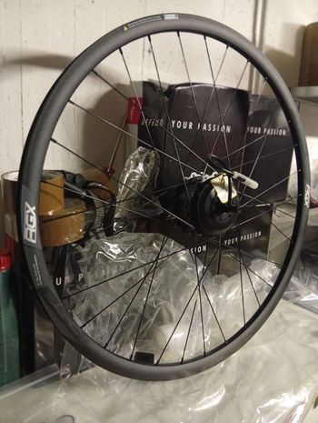 Used Fsa AGX i21 Tubeless Ready Gravel E-Bike Wheelset 29" / 700c bike — image 14 of 18