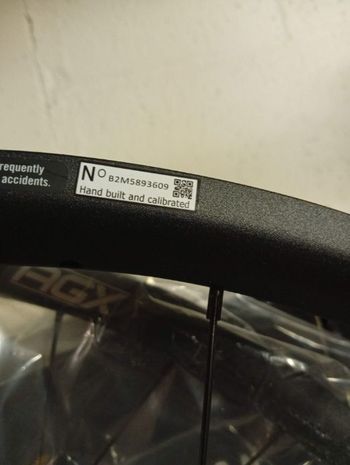 Used Fsa AGX i21 Tubeless Ready Gravel E-Bike Wheelset 29" / 700c bike — image 7 of 18