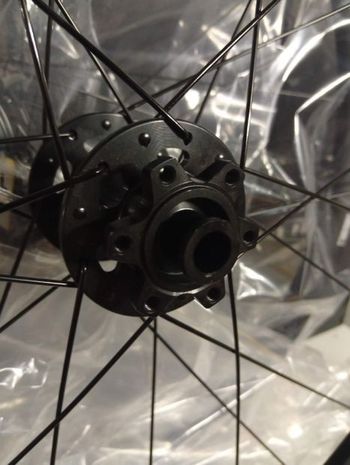 Used Fsa AGX i21 Tubeless Ready Gravel E-Bike Wheelset 29" / 700c bike — image 4 of 18