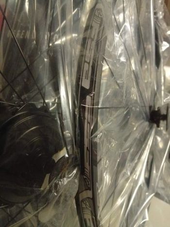 Used Fsa AGX i21 Tubeless Ready Gravel E-Bike Wheelset 29" / 700c bike — image 9 of 18