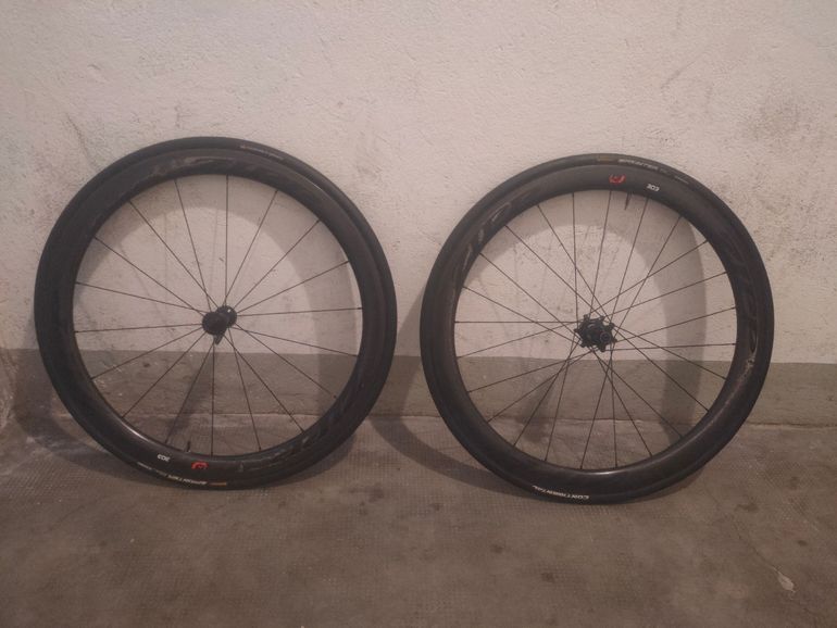 Used Zipp 303 Firecrest Tubular rim brake 2020 bike — image 1 of 6