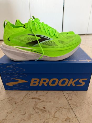 Used Brooks Hyperion Max 3 2025 bike — image 2 of 10