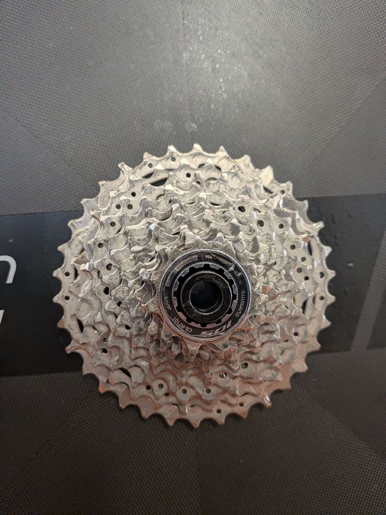Used Dt Swiss ARC 1100 DICUT 80mm Disc Brake Wheelset 2025 bike — image 3 of 8