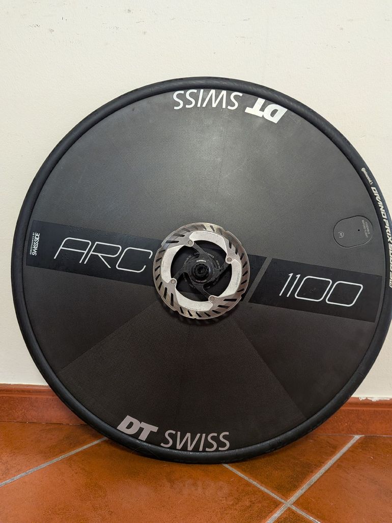 Used Dt Swiss ARC 1100 DICUT 80mm Disc Brake Wheelset 2025 bike — image 2 of 8