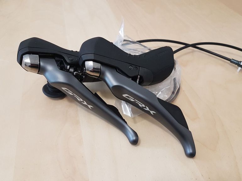 Used Shimano GRX ST-RX810 2x11S bike — image 8 of 11