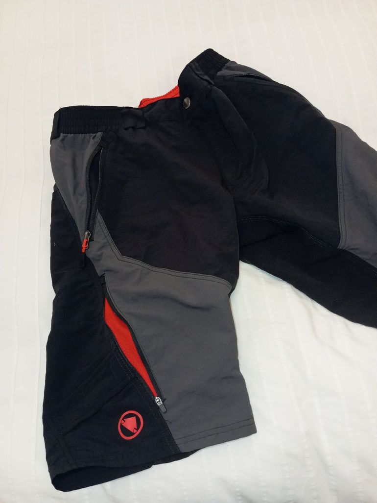 Used Endura MTB Bibs 2025 bike — image 1 of 7