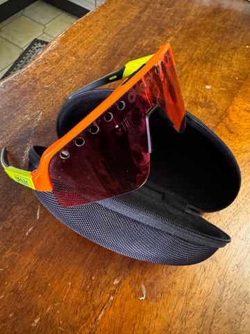 Used Oakley MVDP bike — image 1 of 3