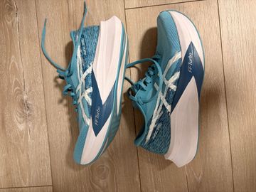 Asics magic speed 4 2026 bike usato — immagine 2 di 5