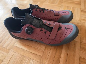 Used Specialized Recon 2.0 MTB Shoes bike