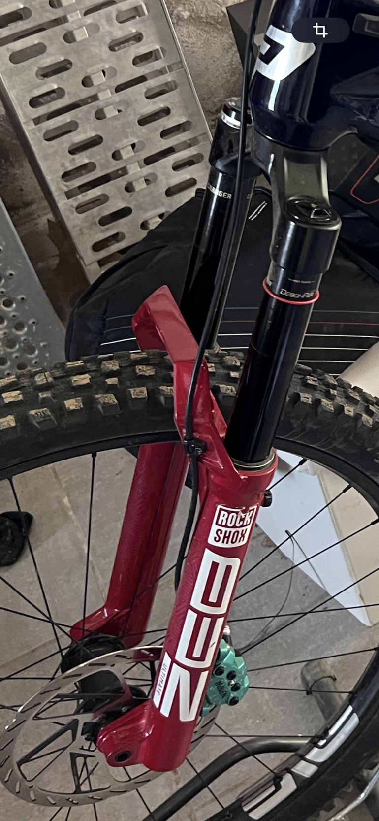 Used Rock Shox zeb flight attendant 2025 bike — image 2 of 3