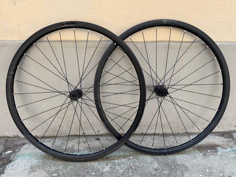 Used Syncros RR 2.0 2020 bike — image 1 of 21