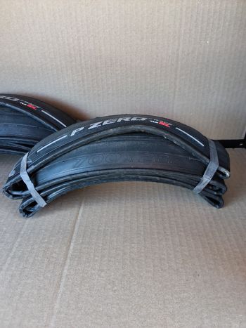 Used Pirelli Copertone Pzero Race Tlr Sl 700x28 2025 bike — image 5 of 6