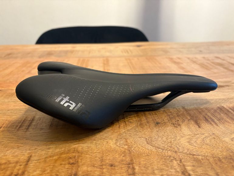 Used Selle Italia SLR Boost kit carbonio 2025 bike — image 3 of 5