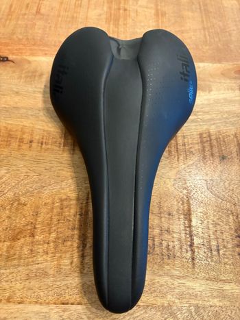 Used Selle Italia SLR Boost kit carbonio 2025 bike