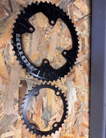 Brugt Rotor Oval chainring 50/34 110 bcd 11V Drivetrain & Pedals