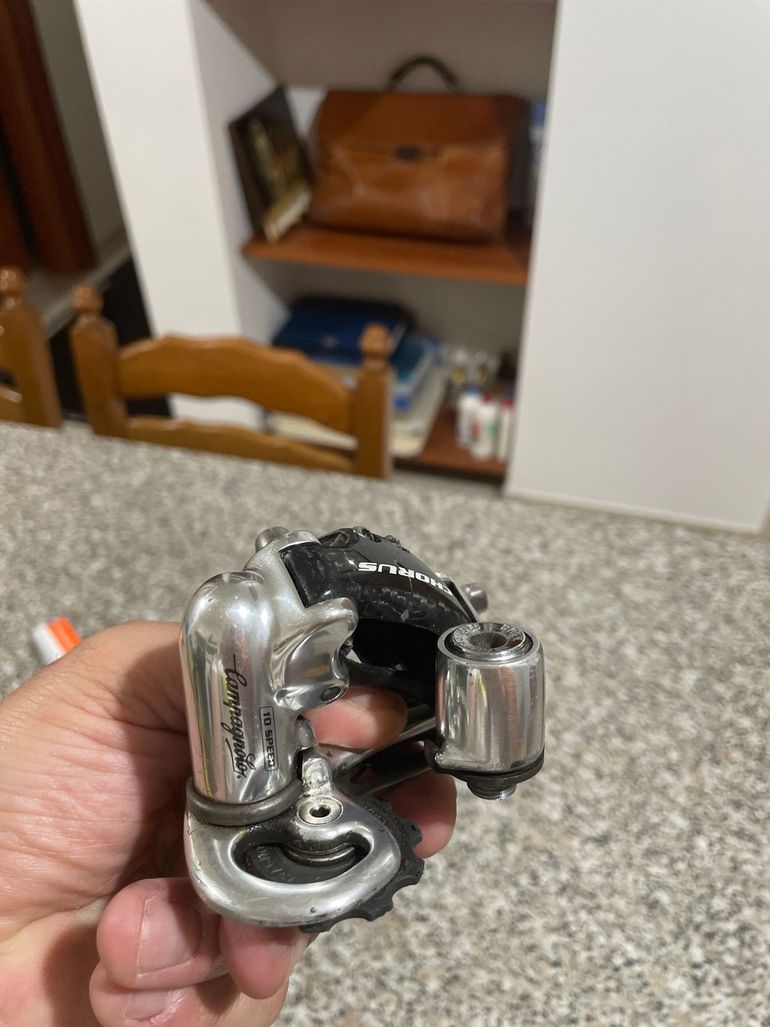Used Campagnolo chorus 10v bike — image 6 of 8