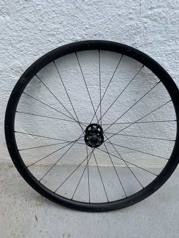 E*Thirteen XCX CARBON 29 2024 bike d'occasion — image 6 sur 10