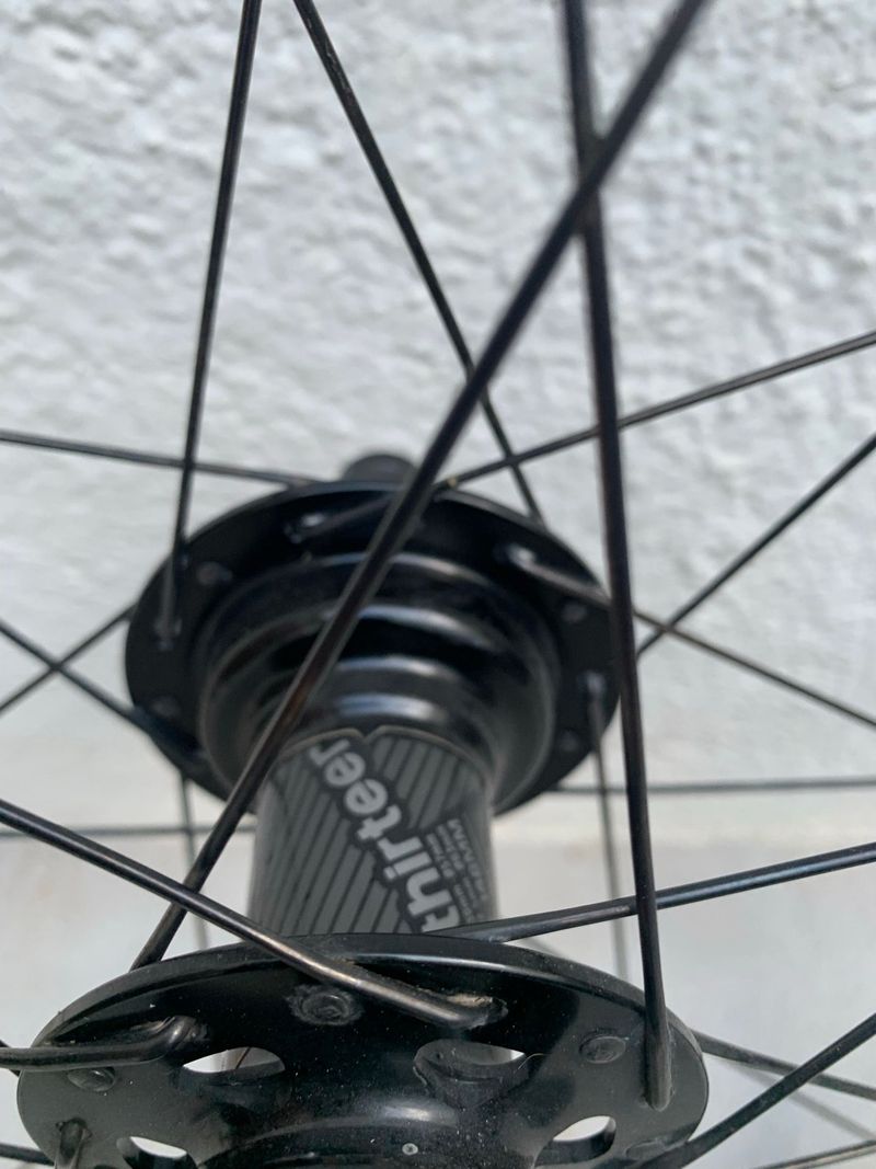 E*Thirteen XCX CARBON 29 2024 bike d'occasion — image 5 sur 10