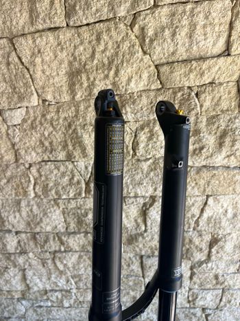 Used Öhlins RXF36 m.2 Air TTX18 29'/51/150 2023 bike — image 6 of 8