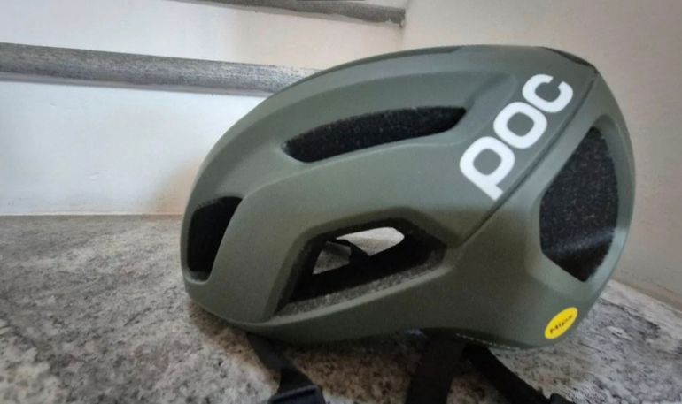 Used POC ventral mips bike — image 3 of 4
