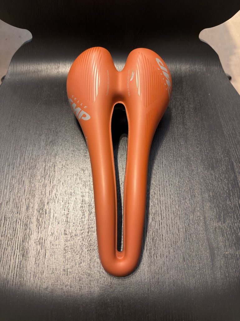 Used Selle Smp Hybrid Saddle 2026 bike — image 1 of 2