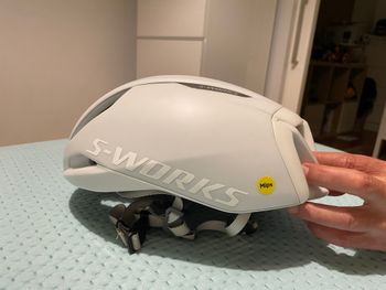 Used Specialized Evade 3 Helmet bike — image 4 of 10