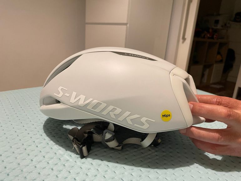 Used Specialized Evade 3 Helmet bike — image 4 of 10