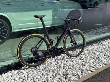 Used Shimano DURA-ACE C50 R9270 2025 bike — image 3 of 3