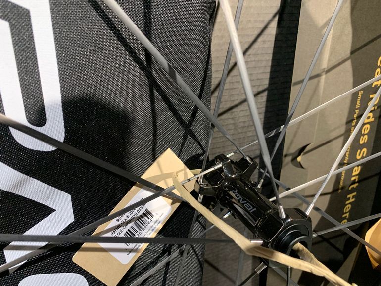 Used Roval Rapide CLX III - Carbon Spokes 2026 bike — image 5 of 5