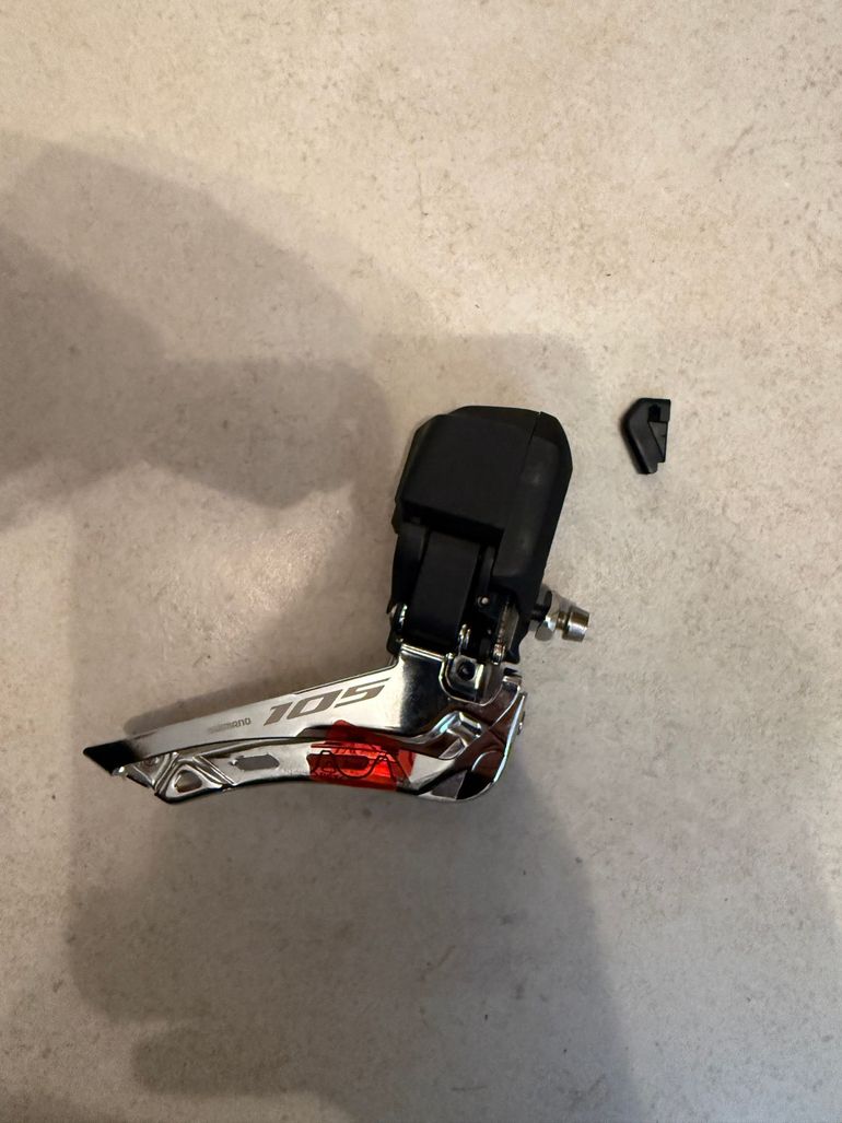 Used Shimano 105 Di2 R7170 12-speed Groupset 2026 bike — image 2 of 15