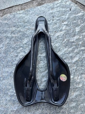 Used Selle Italia SLR Boost Kit Carbonio Superflow 2025 bike — image 3 of 8