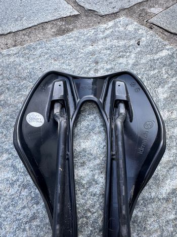 Used Selle Italia SLR Boost Kit Carbonio Superflow 2025 bike — image 5 of 8