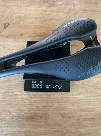 Used Selle Italia SLR Boost Kit Carbonio Superflow 2025 bike — image 8 of 8