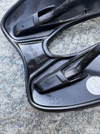 Used Selle Italia SLR Boost Kit Carbonio Superflow 2025 bike — image 7 of 8