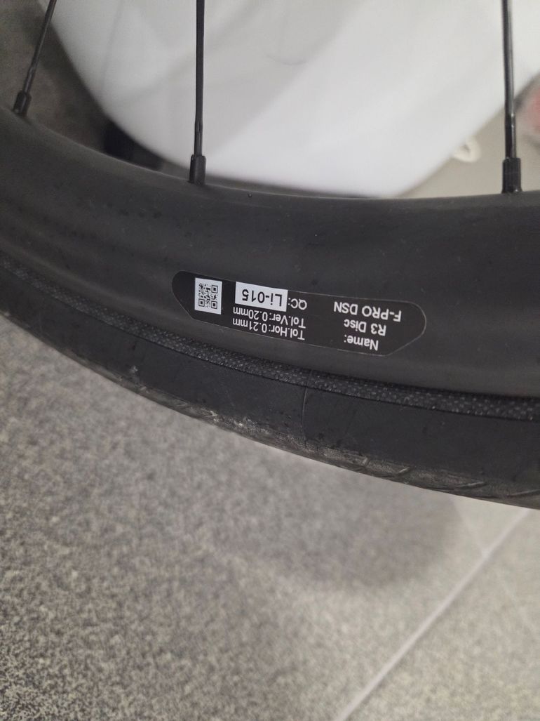 Used Novatec R3 Disc CL-Pro Wheelset 2025 bike — image 2 of 8