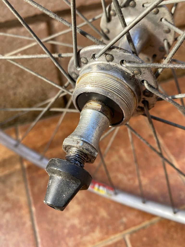 Used Ambrosio Extra 19 Vintage Road Wheels 1990 bike — image 10 of 15