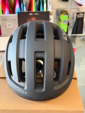 Used Fizik Kyros Helmet with Light 2026 bike — image 2 of 5