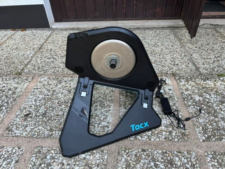 Used Tacx NEO 2T Smart Trainer 2024 bike — image 1 of 2