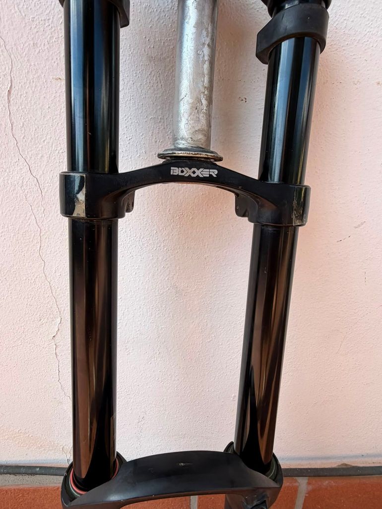 Used RockShox BoXXer 27.5" Fork bike — image 5 of 5