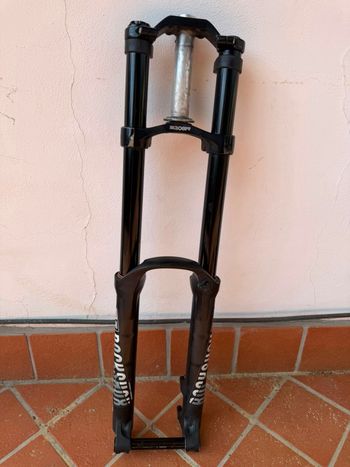 Used RockShox BoXXer 27.5" Fork bike — image 3 of 5