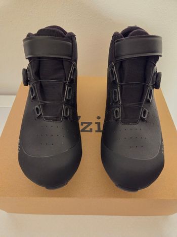 Used Fizik Artica gtx 2025 bike — image 6 of 9