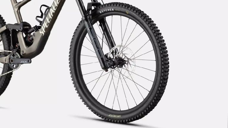 Used Specialized 29 Wheel 2025 bike — image 2 of 3