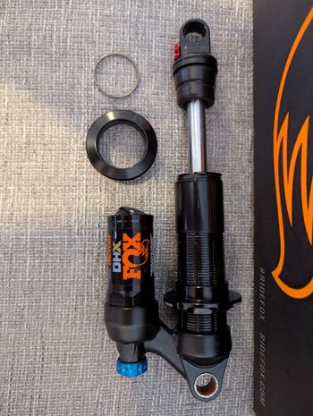 Used Fox DHX Factory 230x65 2024 bike — image 3 of 6