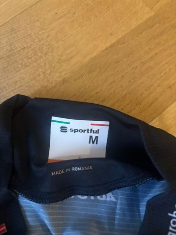 Used Specialized Red Bull BORA Hansgrohe Race Jersey 2025 bike — image 3 of 4