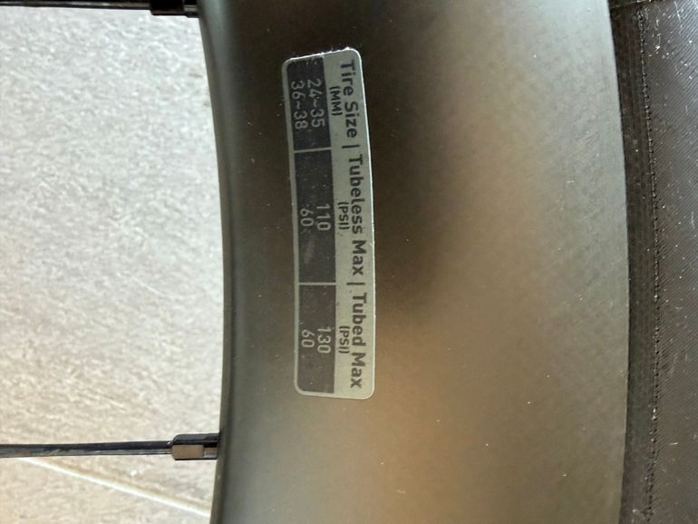 Used Roval Rapide CLX II Wheelset 2025 bike — image 3 of 4