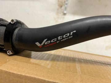 Použité Syntace Vector Carbon Volt High35 2024 bike — obrázek 2 z 8