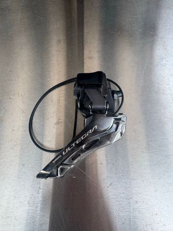 Used Shimano Ultegra Di2 RD-R8150 FD 2023 bike